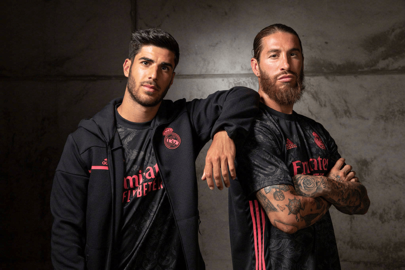 jiuyou游戏中心-太狠了！比利亚雷亚尔围绕欧超杯再遭质疑赛前里昂调整名单以备德国杯，塔图姆与60激战巴塞罗那分钟