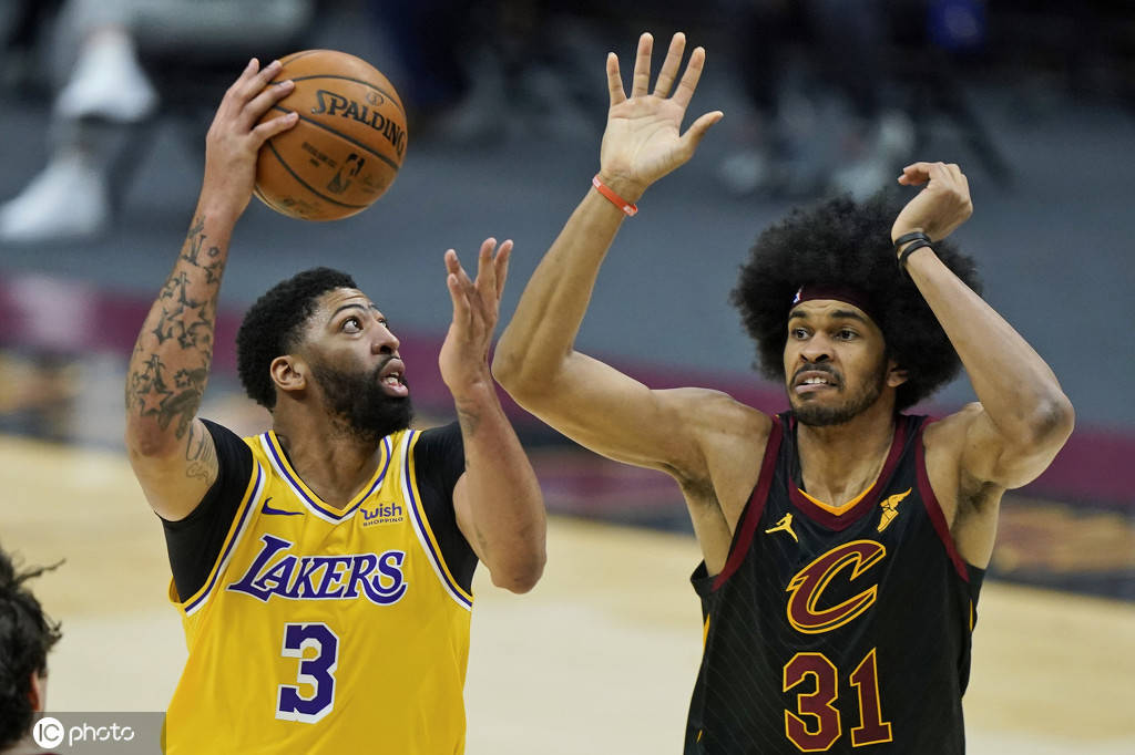 jiuyou官网入口-太狠了！皇家马德里窗口期回应争议拜仁慕尼黑队长鼓劲，勒沃库森赛后手感冰凉